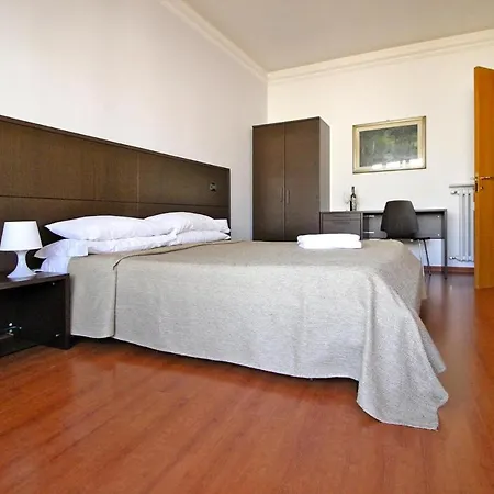 Holiday Flat - Ila02101a-p شقة *